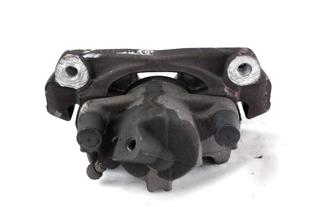 SPREDNJE DESNE ZAVORNE CELJUSTI  OEM N. 410018218R ORIGINAL REZERVNI DEL RENAULT MEGANE MK3 BZ0/1 B3 DZ0/1 KZ0/1 BER/SPORTOUR/ESTATE (2009 - 2015) DIESEL LETNIK 2010