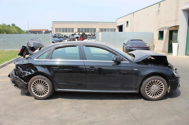 AUDI A4 8K2 2.0 D 88KW 6M 4P (2015) RICAMBI IN MAGAZZINO