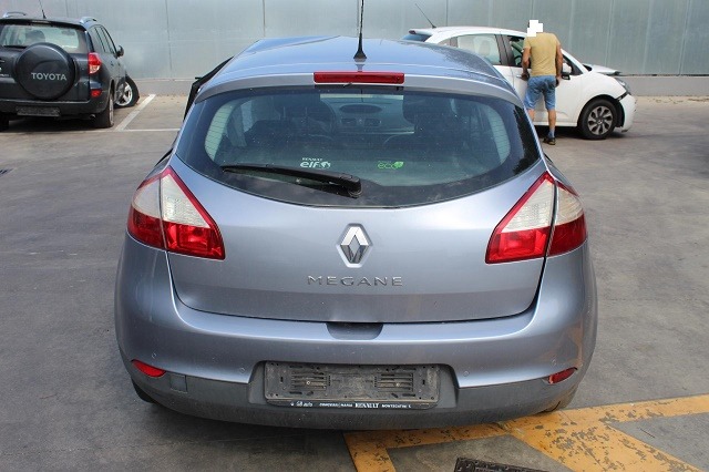 RENAULT MEGANE 1.5 D 81KW 6M 5P (2009) RICAMBI IN MAGAZZINO