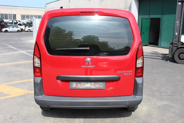 PEUGEOT PARTNER TEPEE 1.6 D 55KW 5M 5P (2017) RICAMBI IN MAGAZZINO