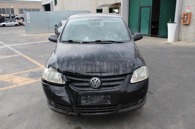 VOLKSWAGEN FOX 1.4 D 51KW 5M 3P (2007) RICAMBI IN MAGAZZINO 