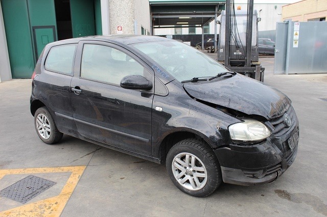 VOLKSWAGEN FOX 1.4 D 51KW 5M 3P (2007) RICAMBI IN MAGAZZINO 