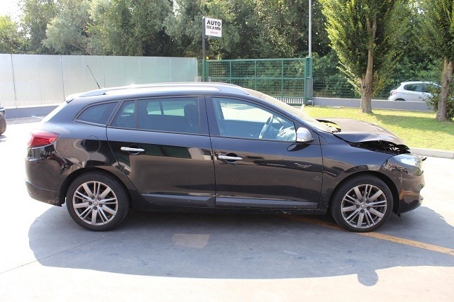 RENAULT MEGANE SPORTOUR SW 1.5 D 81KW 6M 5P (2011) RICAMBI IN MAGAZZINO