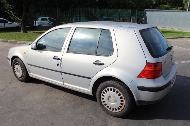 VOLKSWAGEN GOLF 4 1.6 B 74KW 5M 5P (1998) RICAMBI IN MAGAZZINO