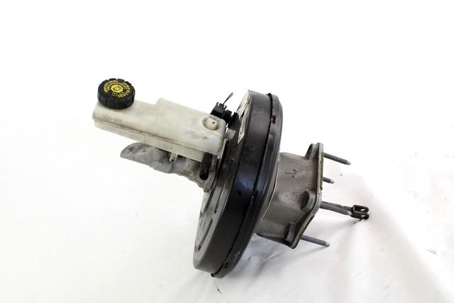 SERVO OJACEVALNIK ZAVOR S PUMPO OEM N. 472100005R ORIGINAL REZERVNI DEL RENAULT MEGANE MK3 BZ0/1 B3 DZ0/1 KZ0/1 BER/SPORTOUR/ESTATE (2009 - 2015) DIESEL LETNIK 2011