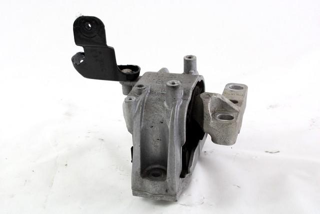 NOSILCI MOTORJA/DRUGO OEM N. 1K0199262CN ORIGINAL REZERVNI DEL VOLKSWAGEN GOLF PLUS 5M1 521 MK1 R (2009 - 2014)DIESEL LETNIK 2010