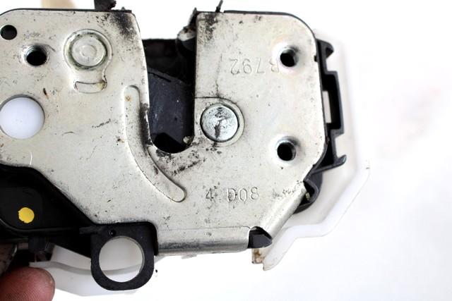 CENTRALNI ZAKLEP SPREDNJIH VRAT  OEM N. 1361747080 ORIGINAL REZERVNI DEL CITROEN NEMO VU (2008 - 2013) BENZINA LETNIK 2008