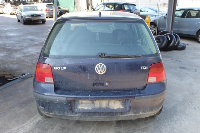 VOLKSWAGEN GOLF IV 1.9 D 66KW 5M 5P (2000) RICAMBI IN MAGAZZINO