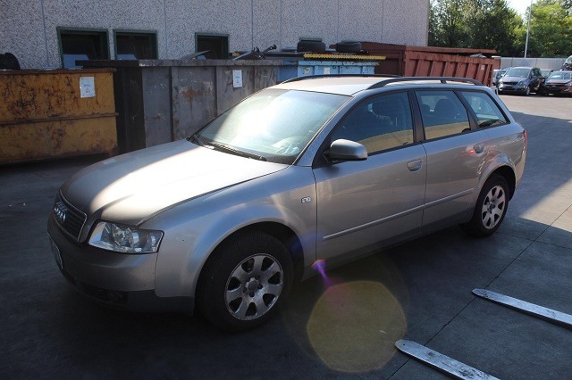 AUDI A4 SW 1.9 D 96KW 6M 5P (2003) RICAMBI IN MAGAZZINO