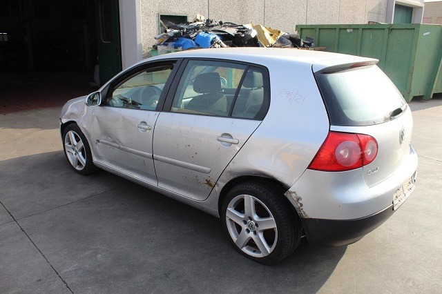 VOLKSWAGEN GOLF 5 2.0 D 103KW 6M 5P (2004) RICAMBI IN MAGAZZINO