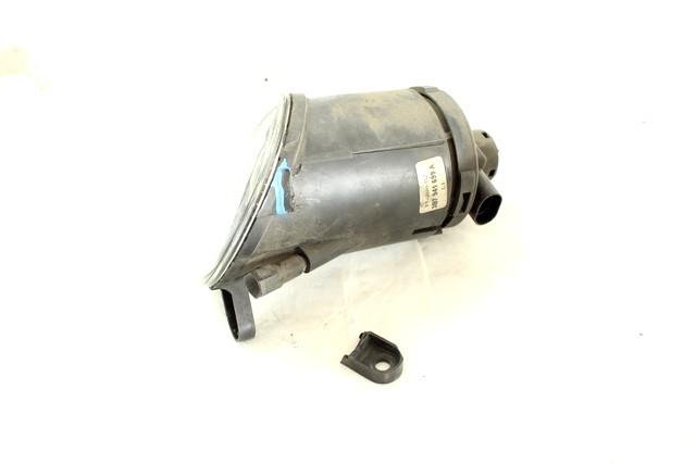 LEVA MEGLENKA OEM N. 3B7941699A ORIGINAL REZERVNI DEL VOLKSWAGEN PASSAT B5.5 3B3 3B6 3BG R BER/SW (11/2000 - 2005) DIESEL LETNIK 2002