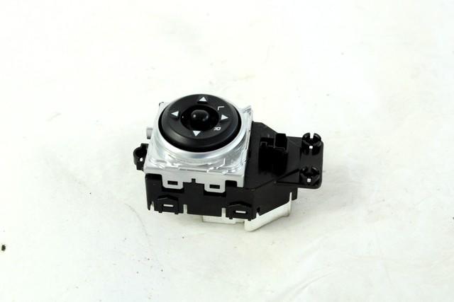 STIKALA ELEKTRICNIH OGLEDAL  OEM N. 93573A6020 ORIGINAL REZERVNI DEL HYUNDAI I30 GD MK2 (2011 - 2017)BENZINA LETNIK 2013