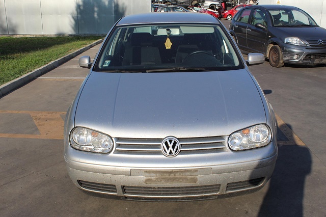 VOLKSWAGEN GOLF IV 4 1.9 D 85KW 5M 5P (2001) RICAMBI IN MAGAZZINO