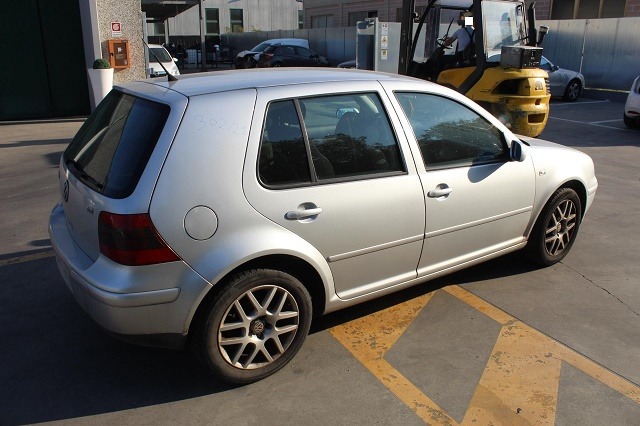 VOLKSWAGEN GOLF IV 4 1.9 D 85KW 5M 5P (2001) RICAMBI IN MAGAZZINO