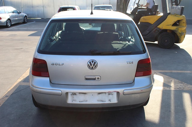 VOLKSWAGEN GOLF IV 4 1.9 D 85KW 5M 5P (2001) RICAMBI IN MAGAZZINO