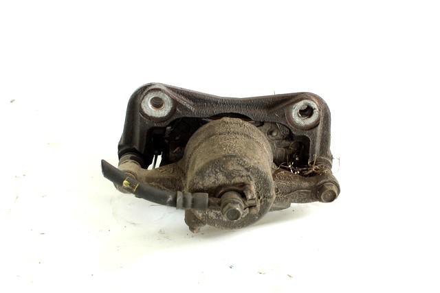 SPREDNJE DESNE ZAVORNE CELJUSTI  OEM N. 58130A6700 ORIGINAL REZERVNI DEL HYUNDAI I30 GD MK2 (2011 - 2017)BENZINA LETNIK 2013