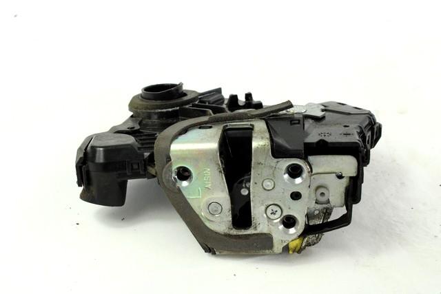 CENTRALNO ZAKLEPANJE PREDNIH LEVIH VRAT OEM N. 6904042241 ORIGINAL REZERVNI DEL TOYOTA RAV 4 A3 MK3 (2006 - 03/2009) DIESEL LETNIK 2006