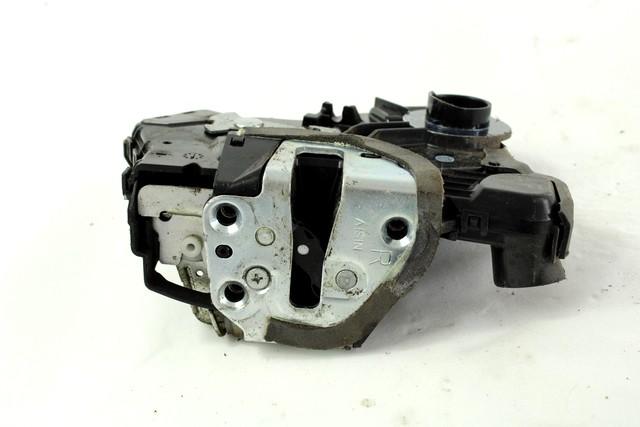 CENTRALNI ZAKLEP SPREDNJIH VRAT  OEM N. 6903042221 ORIGINAL REZERVNI DEL TOYOTA RAV 4 A3 MK3 (2006 - 03/2009) DIESEL LETNIK 2006