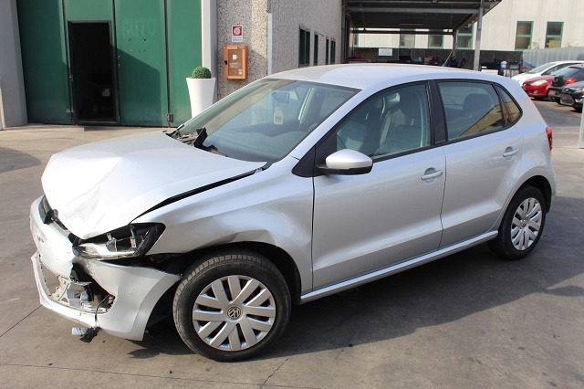 VOLKSWAGEN POLO 1.2 B 51KW 5M 5P (2012) RICAMBI IN MAGAZZINO