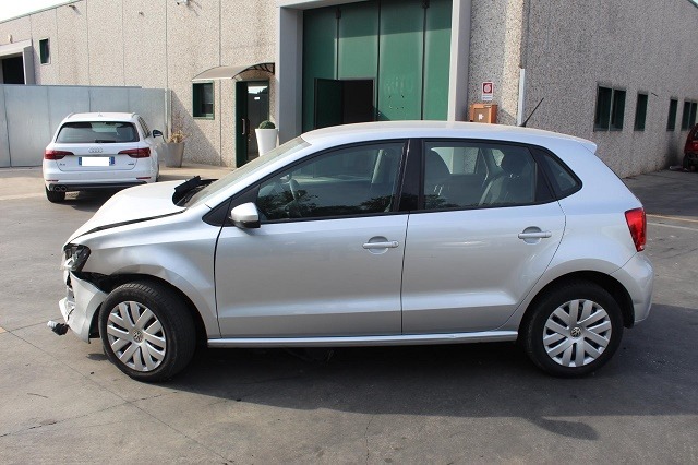 VOLKSWAGEN POLO 1.2 B 51KW 5M 5P (2012) RICAMBI IN MAGAZZINO