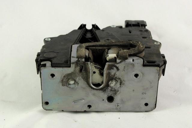 CENTRALNI ZAKLEP SPREDNJIH VRAT  OEM N. 51849038 ORIGINAL REZERVNI DEL FIAT GRANDE PUNTO 199 (2005 - 2012) DIESEL LETNIK 2009