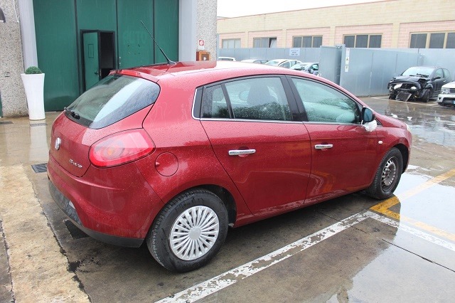 FIAT BRAVO 1.6 D 77KW 6M 5P (2008) RICAMBI IN MAGAZZINO