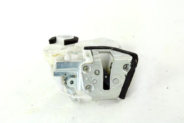 CENTRALNO ZAKLEPANJE ZADNJIH DESNIH VRAT OEM N. 82301-79J12 ORIGINAL REZERVNI DEL FIAT SEDICI FY R (05/2009 - 2014) DIESEL LETNIK 2012