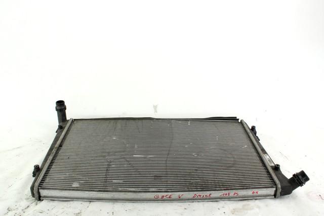 RADIATOR VODE OEM N. 1K0121251AK ORIGINAL REZERVNI DEL VOLKSWAGEN GOLF V 1K1 1K5 MK5 BER/SW (02/2004-11/2008) DIESEL LETNIK 2006