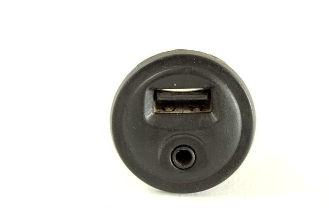 USB / AUX OEM N. 96645227XT ORIGINAL REZERVNI DEL PEUGEOT 208 CA CC MK1 (2012 -2019) DIESEL LETNIK 2013