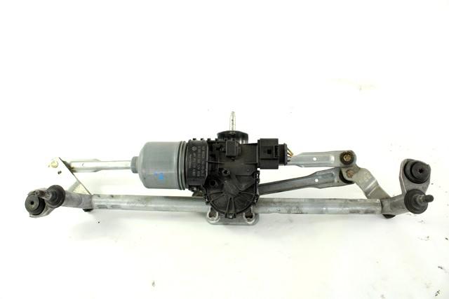 MOTORCEK PREDNJIH BRISALCEV OEM N. 6R1955119A ORIGINAL REZERVNI DEL VOLKSWAGEN POLO 6R1 6C1 R (02/2014 - 2017) BENZINA LETNIK 2015