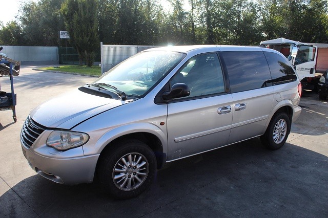 CHRYSLER VOYAGER 2.5 D 105KW 5M 5P (2004) RICAMBI IN MAGAZZINO