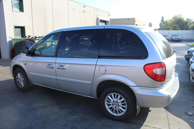 CHRYSLER VOYAGER 2.5 D 105KW 5M 5P (2004) RICAMBI IN MAGAZZINO