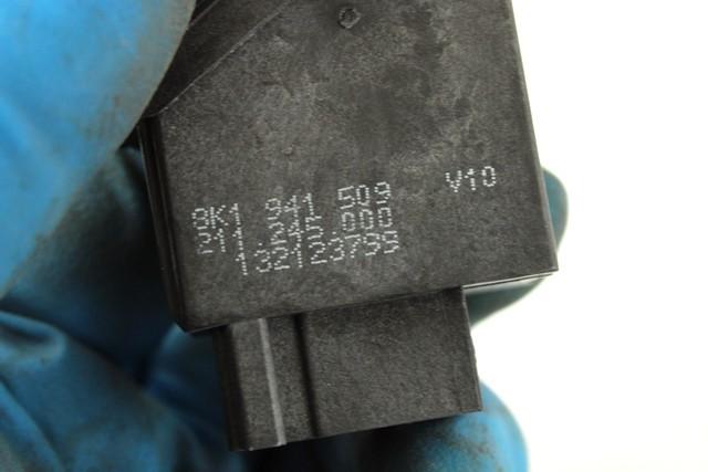 STIKALO VARNOSTNIH ZMIGAVCEV  OEM N. 8K1941509 ORIGINAL REZERVNI DEL AUDI A5 8T R COUPE/5P  (08/2011 - 06/2016) DIESEL LETNIK 2012