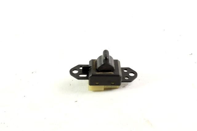 RAZLICNA STIKALA  OEM N. 04685727AB ORIGINAL REZERVNI DEL CHRYSLER VOYAGER/GRAN VOYAGER RG RS MK4 (2001 - 2007) DIESEL LETNIK 2004