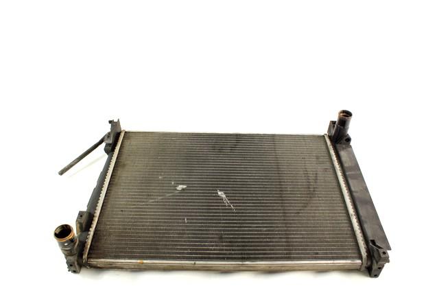 RADIATOR VODE OEM N. 05072260AA ORIGINAL REZERVNI DEL CHRYSLER VOYAGER/GRAN VOYAGER RG RS MK4 (2001 - 2007) DIESEL LETNIK 2004