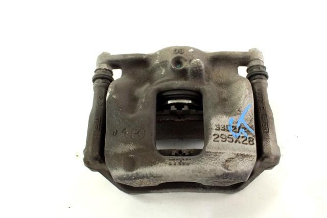 SPREDNJE LEVE ZAVORNE CELJUSTI  OEM N. A0004216781 ORIGINAL REZERVNI DEL MERCEDES CLA C117 X117 BER/SW (2013 - 2019) DIESEL LETNIK 2016