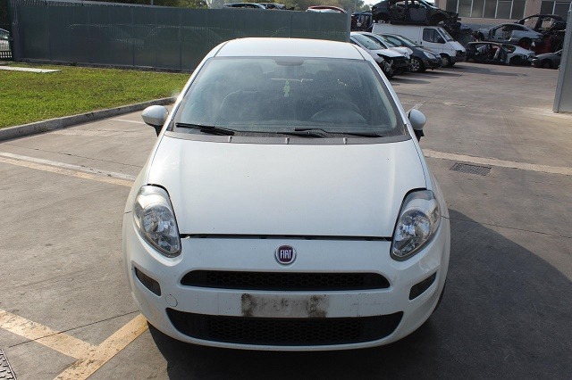 FIAT PUNTO 1.3 D 70KW 5M 5P (2016) RICAMBI IN MAGAZZINO