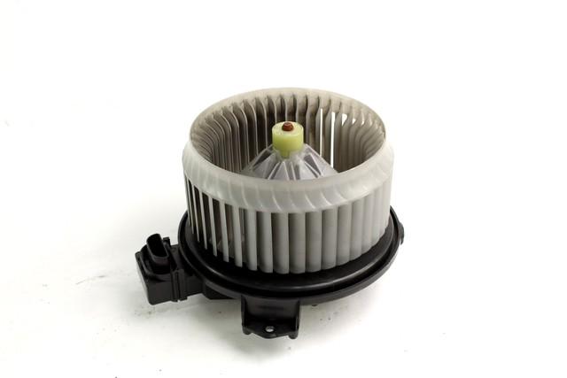 VENTILATOR  KABINE  OEM N. AV272700-0311 ORIGINAL REZERVNI DEL TOYOTA YARIS P9 MK2 R (2009 - 2011)BENZINA LETNIK 2010