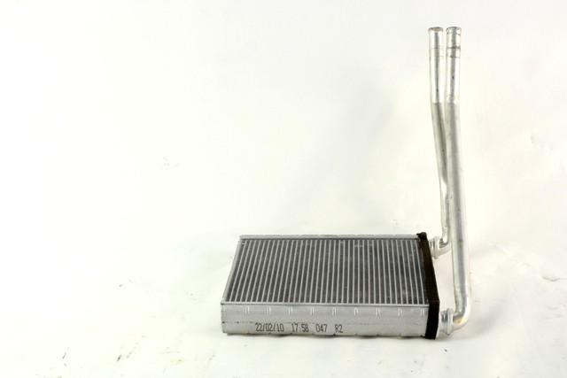 GRELEC RADIATORJA OEM N. 871070D051 ORIGINAL REZERVNI DEL TOYOTA YARIS P9 MK2 R (2009 - 2011)BENZINA LETNIK 2010