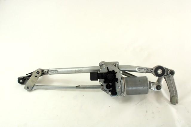 MOTORCEK PREDNJIH BRISALCEV OEM N. 6978263 ORIGINAL REZERVNI DEL BMW SERIE 3 BER/SW/COUPE/CABRIO E90/E91/E92/E93 (2005 -2009) DIESEL LETNIK 2009