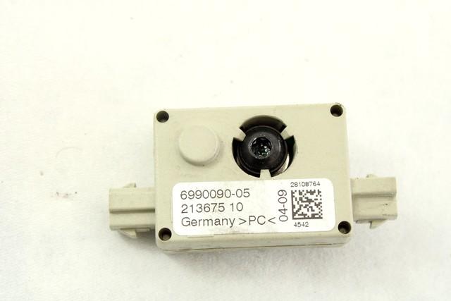 OJACEVALEC / ANTENA OEM N. 6990090 ORIGINAL REZERVNI DEL BMW SERIE 3 BER/SW/COUPE/CABRIO E90/E91/E92/E93 (2005 -2009) DIESEL LETNIK 2009