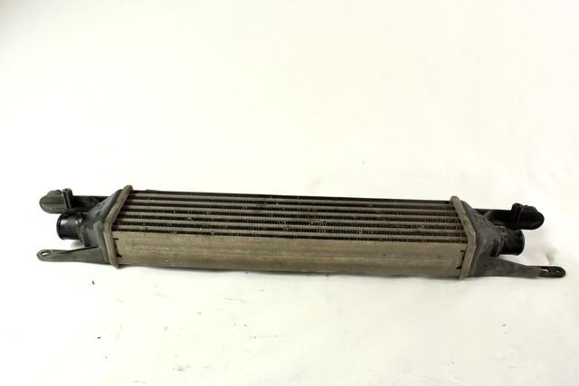 HLADILNIK INTERCOOLER OEM N. 51837369 ORIGINAL REZERVNI DEL FIAT PUNTO 199 MK3 (2011 - 2017)DIESEL LETNIK 2016