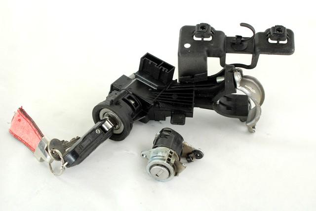 KOMPLET ODKLEPANJE IN VZIG  OEM N. 26496 KIT ACCENSIONE AVVIAMENTO ORIGINAL REZERVNI DEL FIAT PUNTO 199 MK3 (2011 - 2017)DIESEL LETNIK 2016