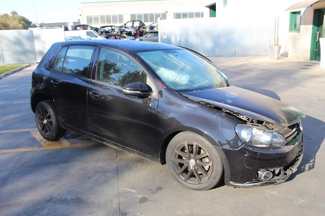 VOLKSWAGEN GOLF 6 2.0 D 103KW 6M 5P (2011) RICAMBI IN MAGAZZINO