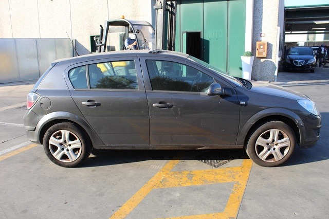 OPEL ASTRA H 1.4 G 66KW 5M 5P (2010) RICAMBI IN MAGAZZINO