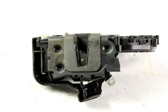 CENTRALNA KLJUCAVNICA ZADJIH LEVIH VRAT OEM N. 6M2A-R26413-EB ORIGINAL REZERVNI DEL FORD MONDEO BA7 MK3 BER/SW (2007 - 8/2010) DIESEL LETNIK 2007