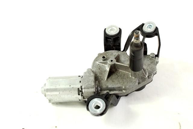 MOTORCEK ZADNJEGA BRISALCA OEM N. 1K6955711B ORIGINAL REZERVNI DEL VOLKSWAGEN GOLF V 1K1 1K5 MK5 BER/SW (02/2004-11/2008) DIESEL LETNIK 2004