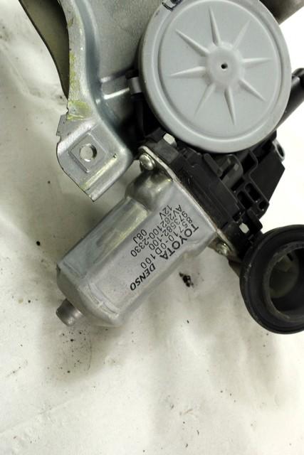 MEHANIZEM DVIGA SPREDNJIH STEKEL  OEM N. 19254 SISTEMA ALZACRISTALLO PORTA ANTERIORE ELETTR ORIGINAL REZERVNI DEL TOYOTA YARIS P9 MK2 (01/2006 - 2009) BENZINA LETNIK 2007