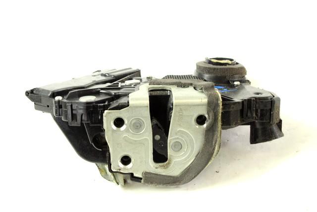 CENTRALNI ZAKLEP SPREDNJIH VRAT  OEM N. 693100D070 ORIGINAL REZERVNI DEL TOYOTA YARIS P9 MK2 (01/2006 - 2009) BENZINA LETNIK 2007