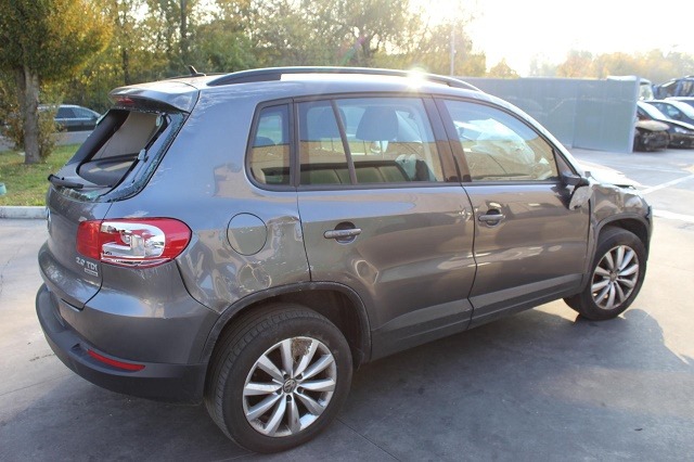 VOLKSWAGEN TIGUAN 2.0 D 4X4 103KW 6M 5P (2012) RICAMBI IN MAGAZZINO